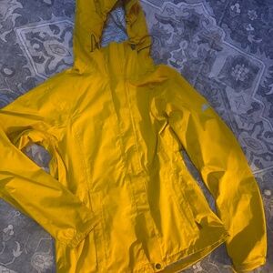 Eastern Mountain Sports Yellow Rain jacket womens size small  Interior is printe